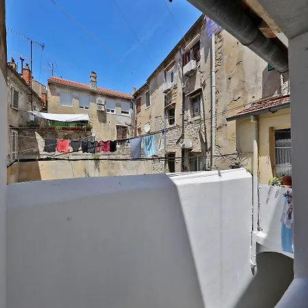 Апартаменты Pyrotima Задар