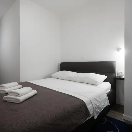 Apartamento Pyrotima *