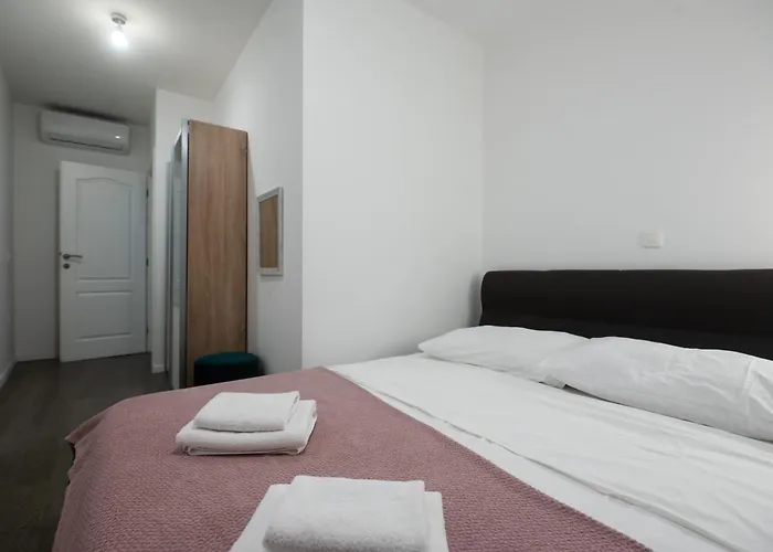 Apartment Pyrotima *